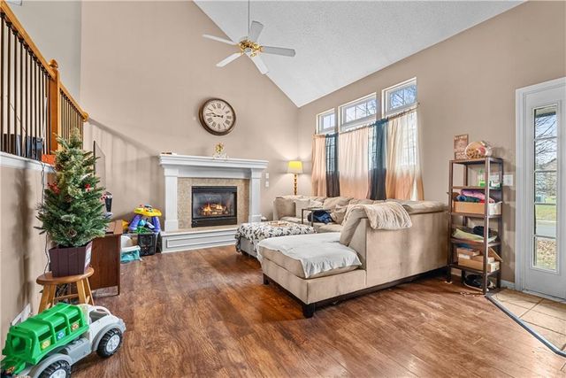 21135 W 120th Terrace, Olathe, KS 66061