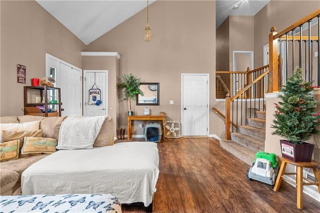 21135 W 120th Terrace, Olathe, KS 66061