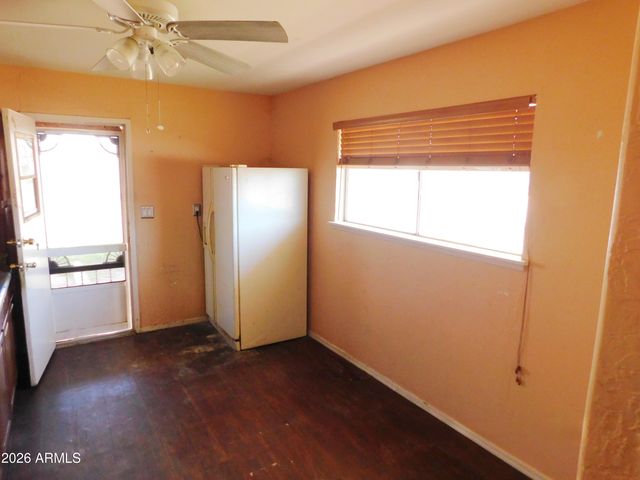 413 W JAMESTOWN Road, Kearny, AZ 85137