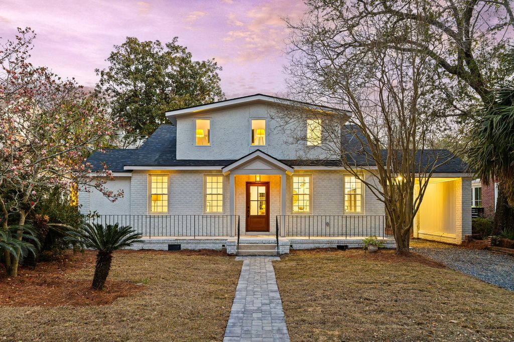 Image 1 of property listing at 35 Beverly Road, Charleston, SC 29407