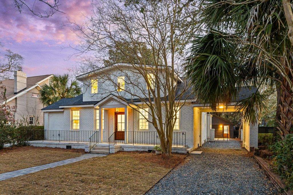 Image 2 of property listing at 35 Beverly Road, Charleston, SC 29407