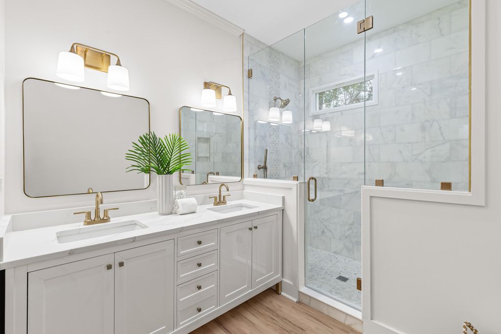 Image 27 of property listing at 35 Beverly Road, Charleston, SC 29407