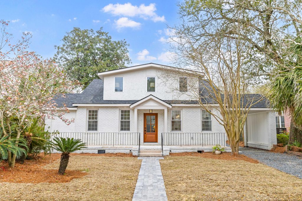 Image 3 of property listing at 35 Beverly Road, Charleston, SC 29407