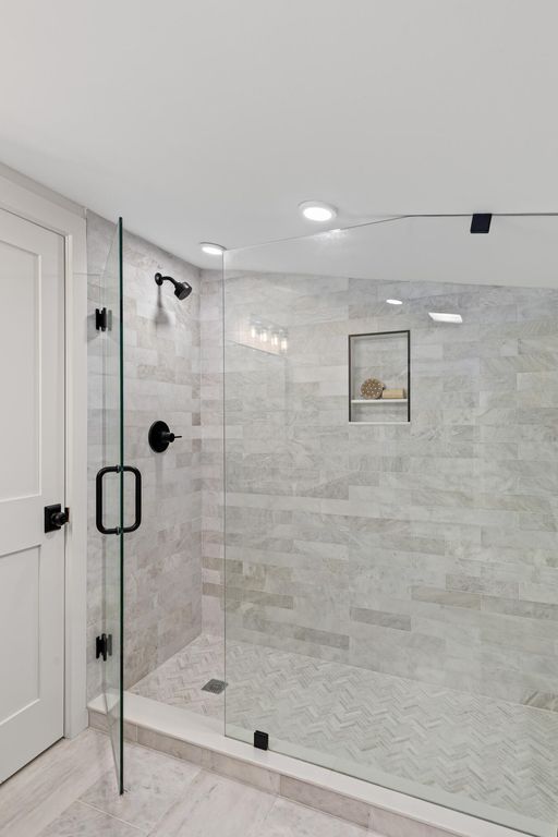 Image 38 of property listing at 35 Beverly Road, Charleston, SC 29407