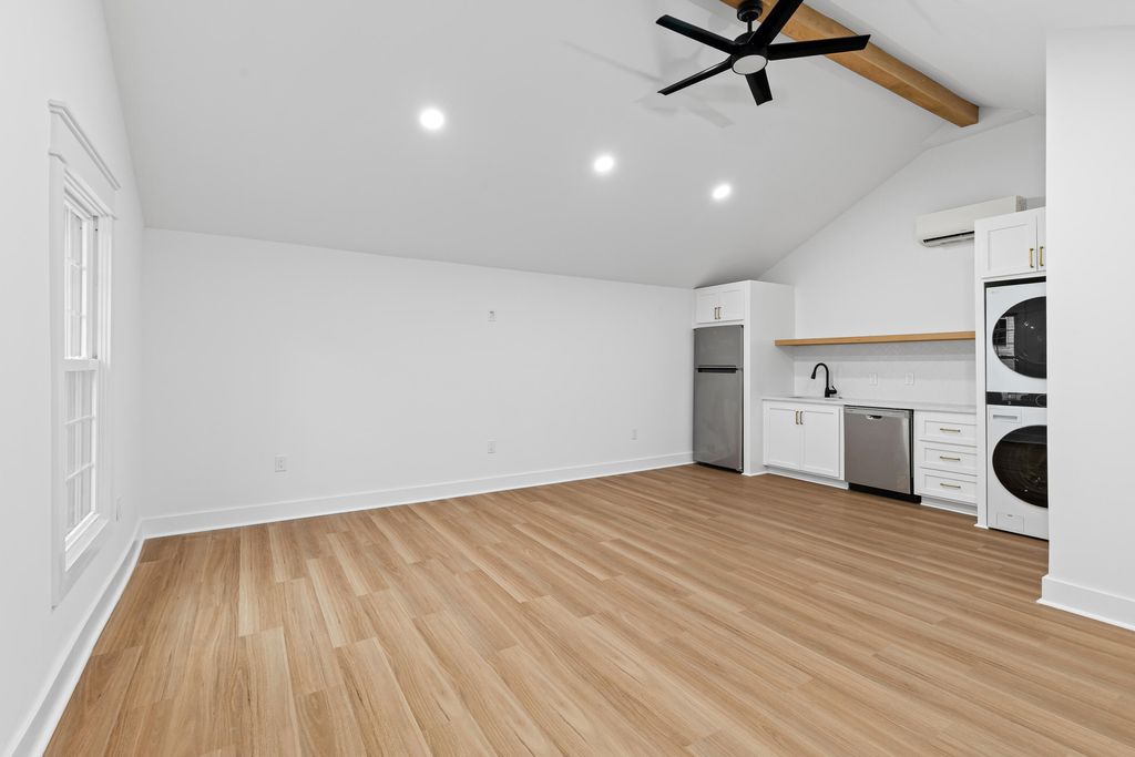 Image 42 of property listing at 35 Beverly Road, Charleston, SC 29407