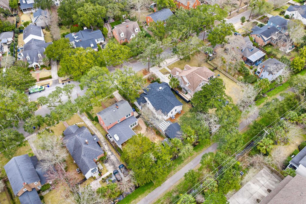 Image 54 of property listing at 35 Beverly Road, Charleston, SC 29407