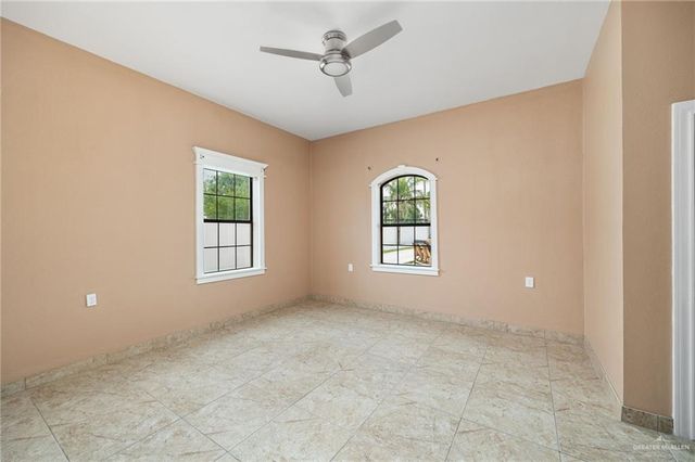 5056 Mile 8 Road, Edinburg, TX 78541