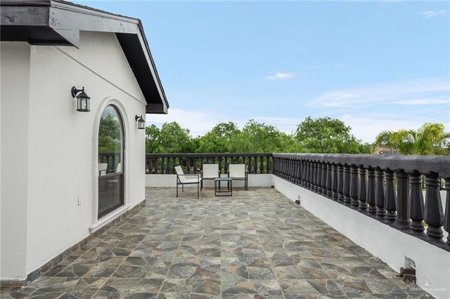 5056 Mile 8 Road, Edinburg, TX 78541