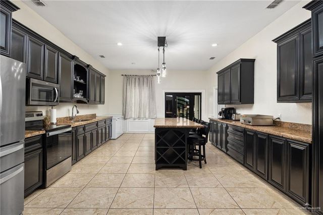5056 Mile 8 Road, Edinburg, TX 78541