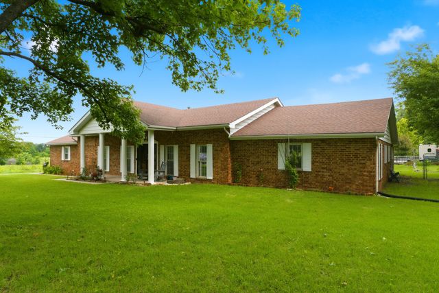 8691 W Us Highway 160, Willard, MO 65781