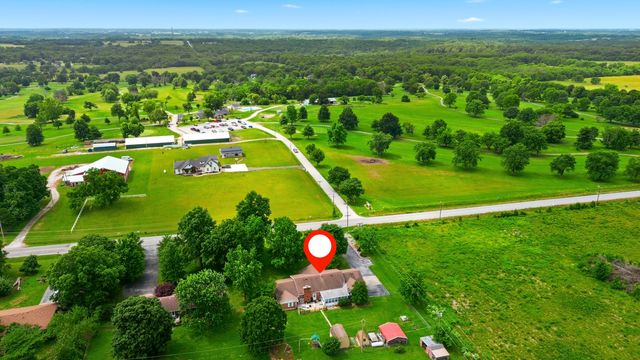 8691 W Us Highway 160, Willard, MO 65781
