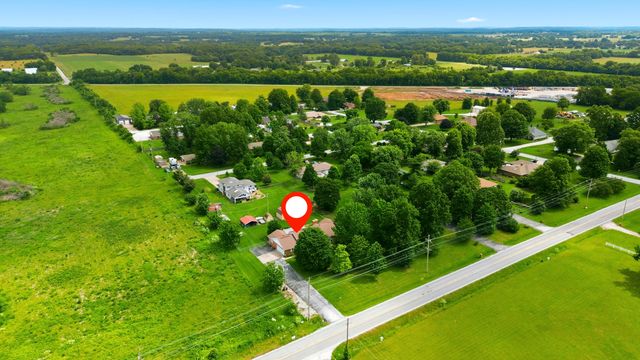8691 W Us Highway 160, Willard, MO 65781