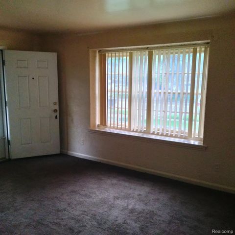 19207 MEYERS Road, Detroit, MI 48235