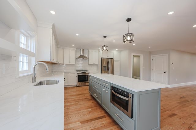 53+53A Bagdad Road, Durham, NH 03824