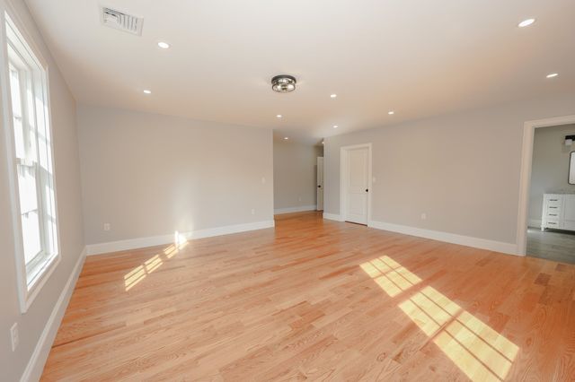 53+53A Bagdad Road, Durham, NH 03824