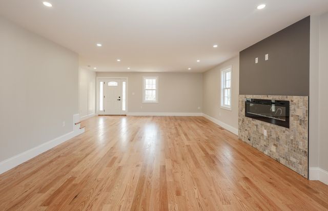 53+53A Bagdad Road, Durham, NH 03824