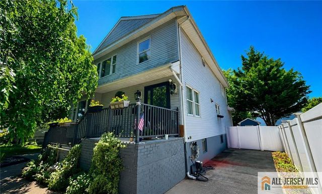 102 Gracey Street, Edison, NJ 08817