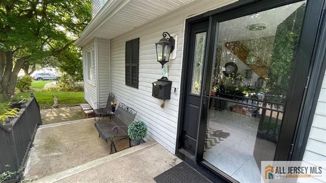 102 Gracey Street, Edison, NJ 08817