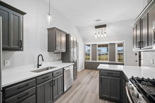 11665 N 156th East Avenue, Collinsville, OK 74021