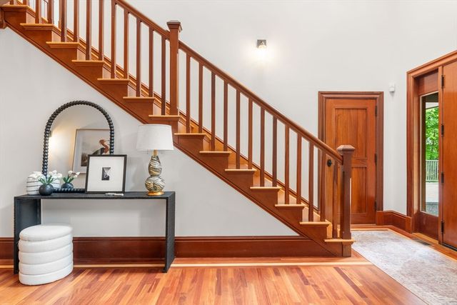 11 Haven Street, Dover, MA 02030