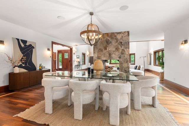 11 Haven Street, Dover, MA 02030