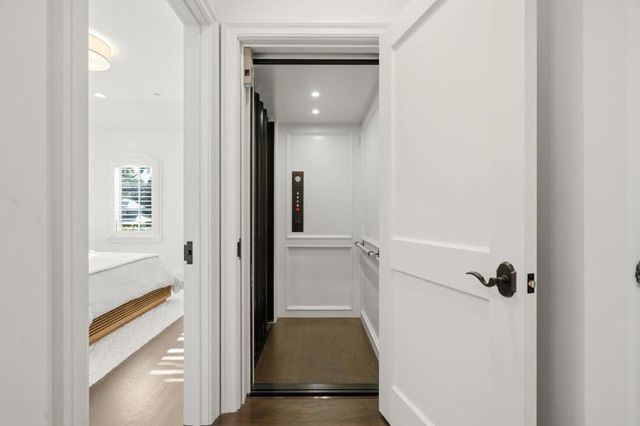 1501 Bryant Street, Palo Alto, CA 94301