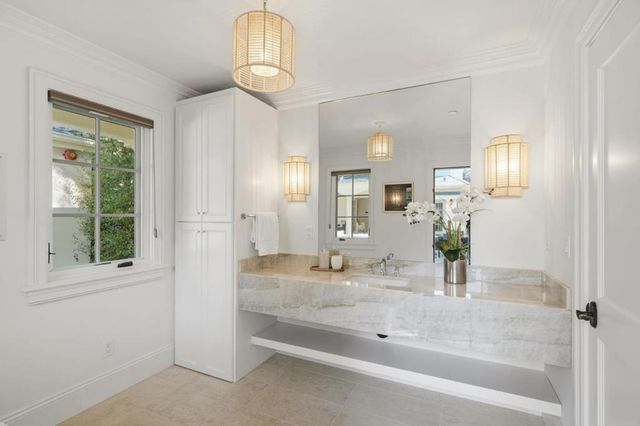 1501 Bryant Street, Palo Alto, CA 94301