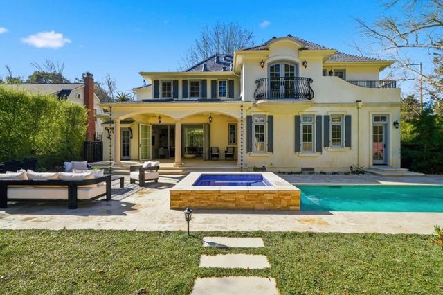 1501 Bryant Street, Palo Alto, CA 94301