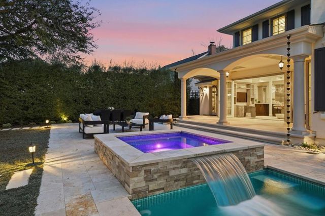 1501 Bryant Street, Palo Alto, CA 94301