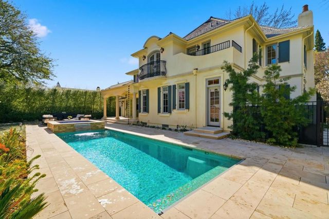 1501 Bryant Street, Palo Alto, CA 94301