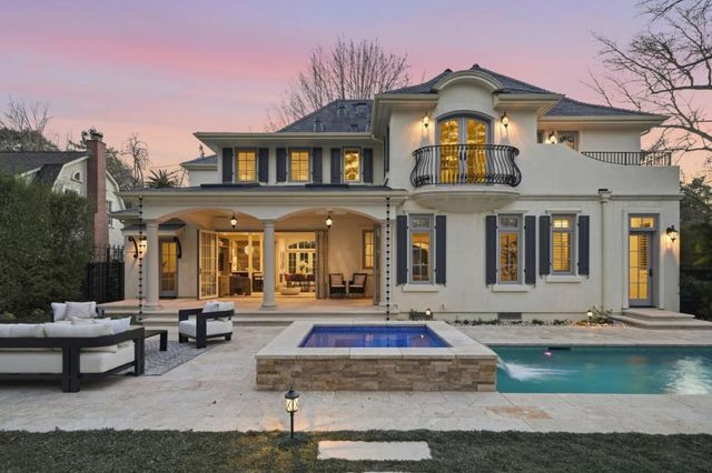 1501 Bryant Street, Palo Alto, CA 94301