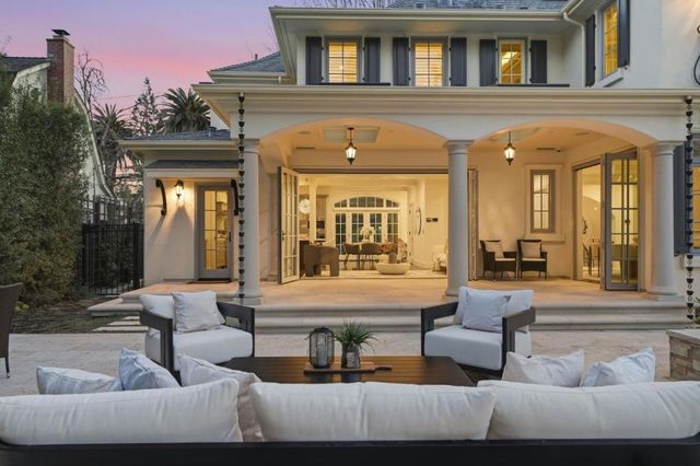 1501 Bryant Street, Palo Alto, CA 94301