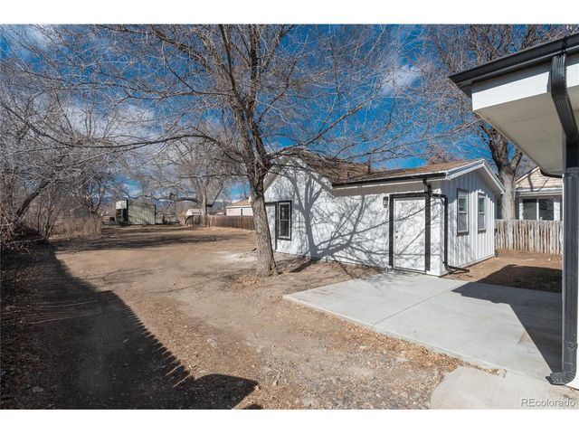 4695 Parfet St, Wheat Ridge, CO 80033