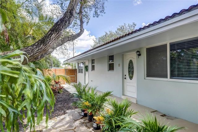 1620 NE 20th Avenue 2, Fort Lauderdale, FL 33305