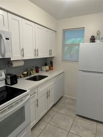 1620 NE 20th Avenue 2, Fort Lauderdale, FL 33305