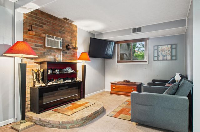 3701 S Ohio Avenue, Columbus, OH 43207