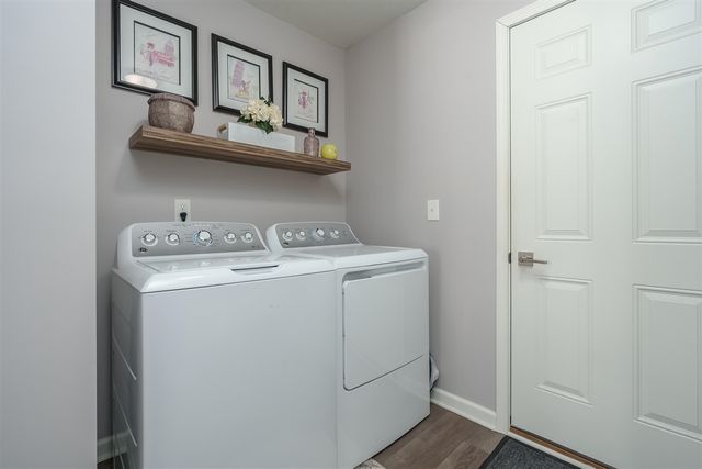 1750 Burr Pond Lane, Vicksburg, MI 49097