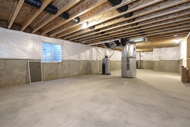 1750 Burr Pond Lane, Vicksburg, MI 49097