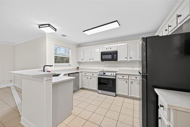 4613 Knoxville Street A, Houston, TX 77051