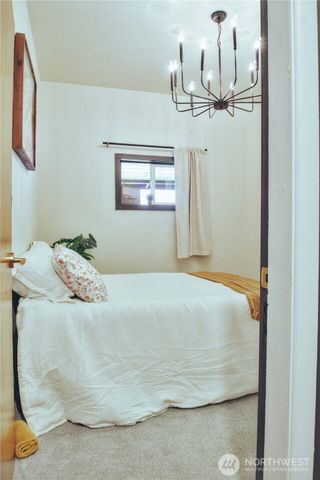 512 E Pear Street, Centralia, WA 98531