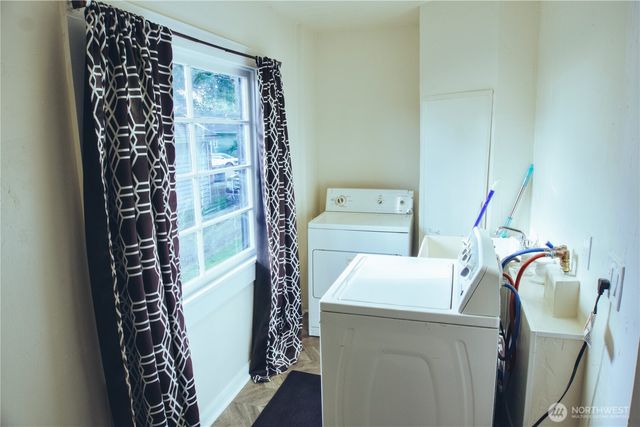 512 E Pear Street, Centralia, WA 98531