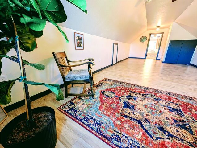 512 E Pear Street, Centralia, WA 98531
