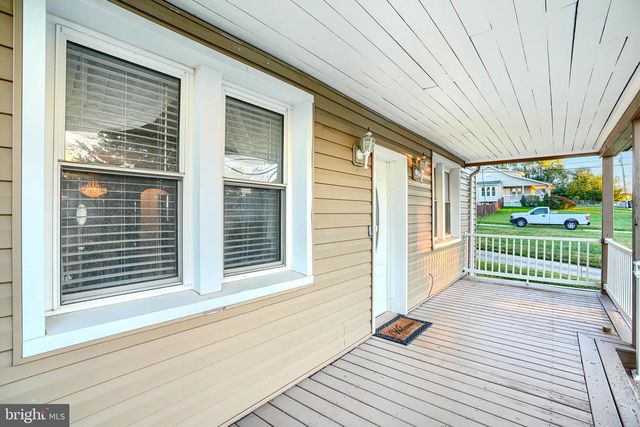 2019 NORTHEAST AVE, Halethorpe, MD 21227