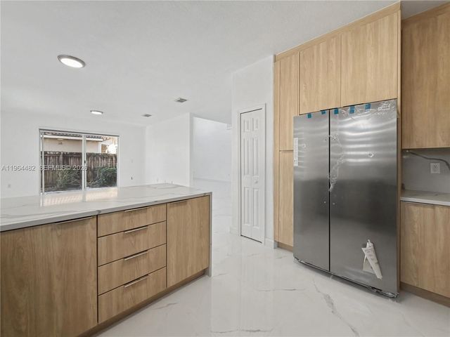 9260 SW 153rd Psge, Miami, FL 33196