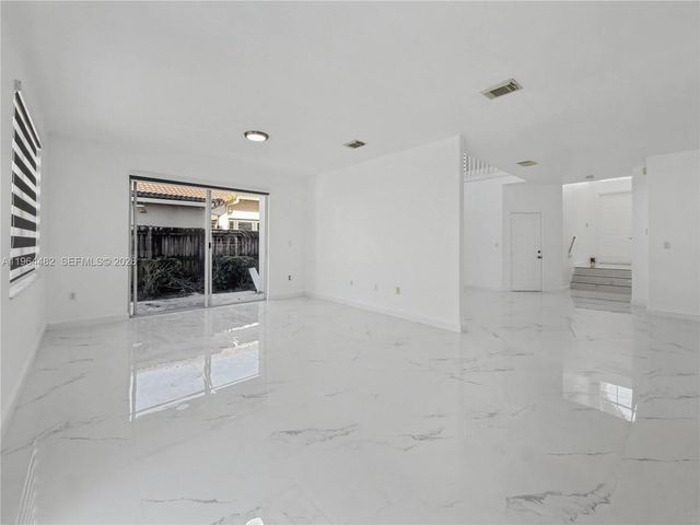 9260 SW 153rd Psge, Miami, FL 33196