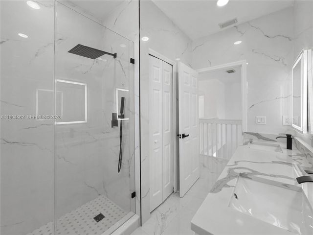 9260 SW 153rd Psge, Miami, FL 33196