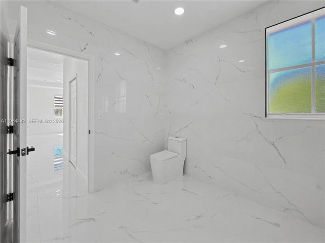 9260 SW 153rd Psge, Miami, FL 33196