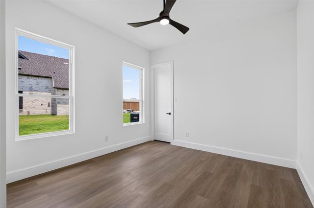 1010 Devonshire Drive N, Forney, TX 75126