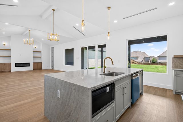 1010 Devonshire Drive N, Forney, TX 75126