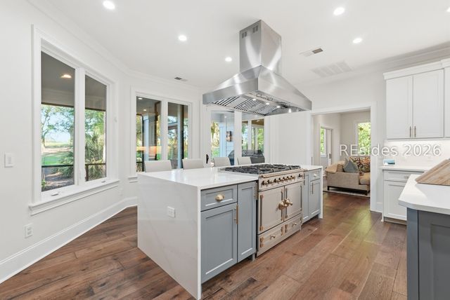 61 Manchester Ct, Bluffton, SC 29910